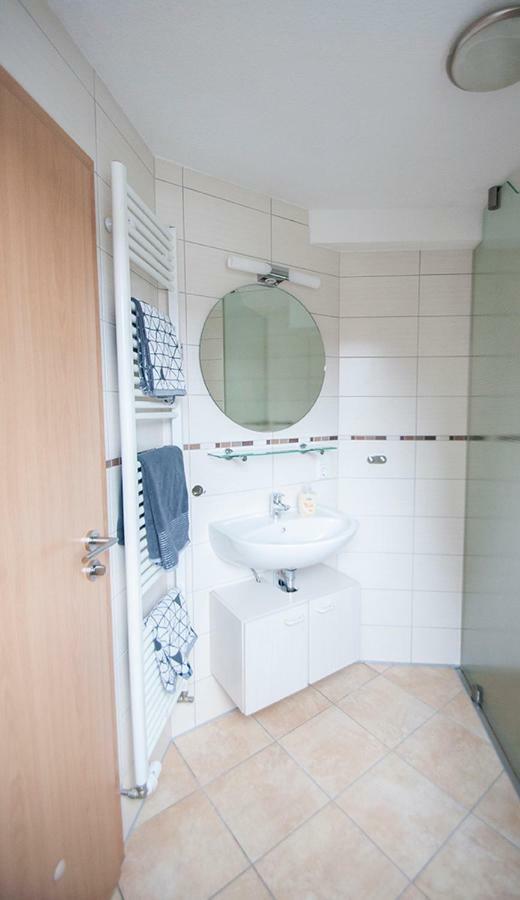Ottilienhof Apartment Schwaigern Bagian luar foto